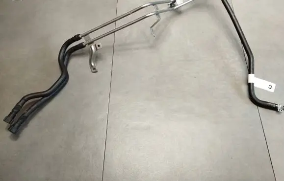 Volkswagen Amarok II Engine coolant pipe/hose PB3Q8A365CA S3LA