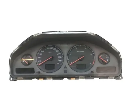 Volvo V70 Speedometer (instrument cluster) 9499671
