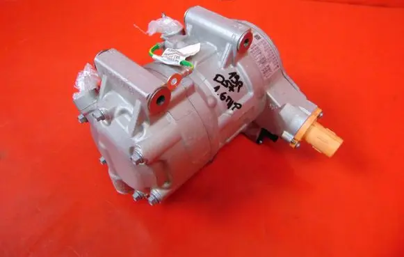 Citroen DS7 Crossback Air conditioning (A/C) compressor (pump) 9831825180