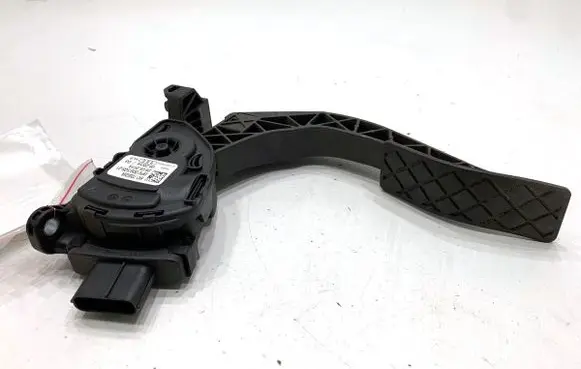 Audi A8 S8 D4 4H Accelerator throttle pedal 8K1723523A