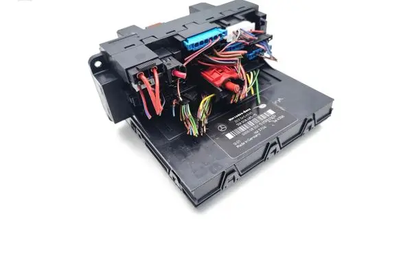 Mercedes-Benz CLC CL203 Fuse module 2035454501 5DK008485-15