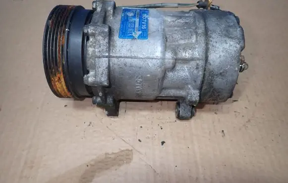 Skoda Octavia Mk1 (1U) Air conditioning (A/C) compressor (pump) 1J0820803K U0820803K