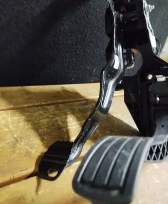 Citroen Berlingo Accelerator throttle pedal 86ET40
