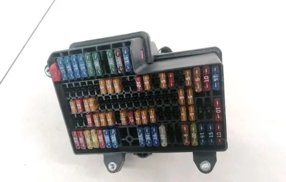 Volkswagen Phaeton Fuse box set
