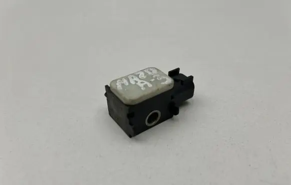 Mazda 3 I Airbag deployment crash/impact sensor 3M5T14B842AB 401829 3M5T14B342AB