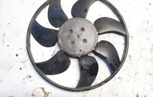 Volkswagen Golf VII Fan impeller a69152115
