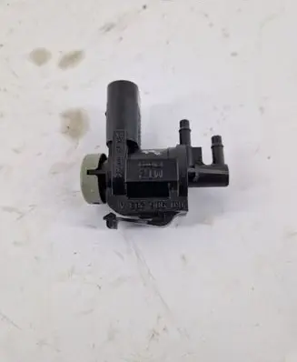 Volkswagen PASSAT B6 Turbo solenoid valve 1K0906283A