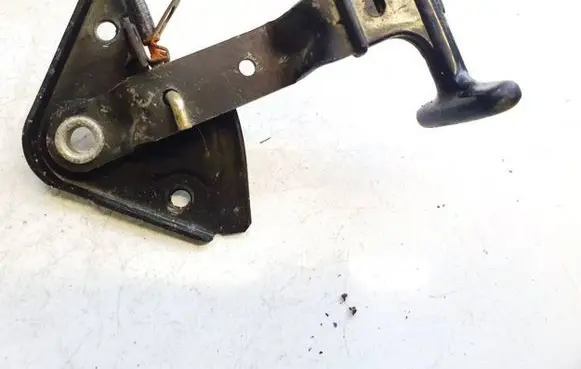 Audi A4 S4 B5 8D Engine bonnet (hood) release handle