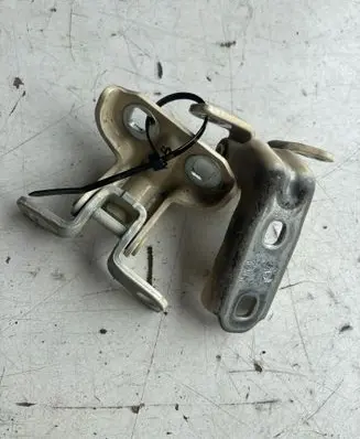 Opel Zafira C Rear door hinge set A046057