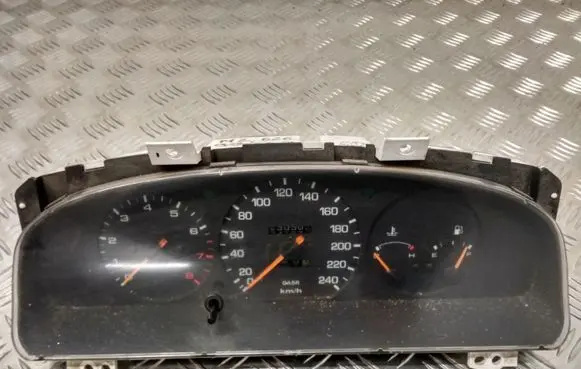 Speedometer (instrument cluster)