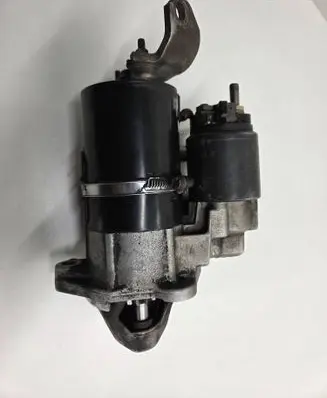Audi A4 S4 B5 8D Starter motor 06B011023