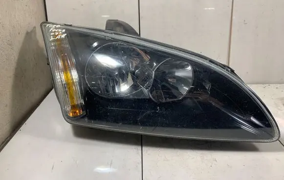 Ford Focus Headlight/headlamp 4M5113W029KE