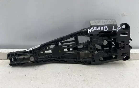Opel Meriva B Front door exterior handle/bracket 13271969