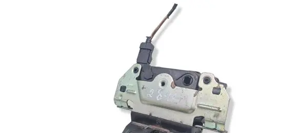 Opel Astra H Tailgate/trunk/boot lock/catch/latch 13117285