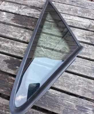 Opel Zafira A Front triangle window/glass 43R007022 DOT36AS2M129