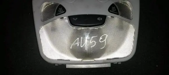 Mercedes-Benz C W203 Front seat light kw450cs337