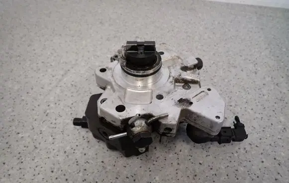Hyundai Sonata Fuel injection high pressure pump