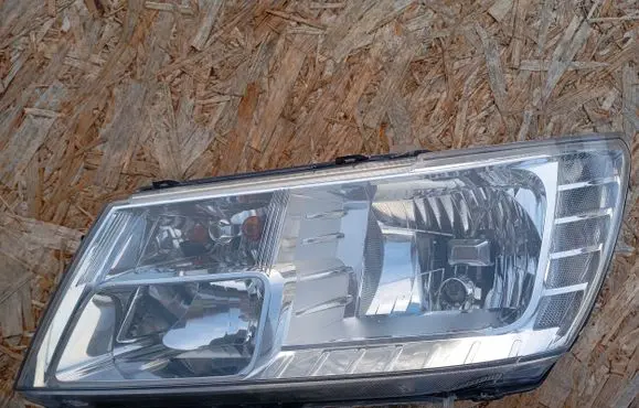 Fiat Freemont Headlight/headlamp 05067789AC 5067789AC