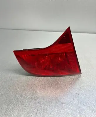 Audi A4 S4 B7 8E 8H Tailgate rear/tail lights 8E9945094