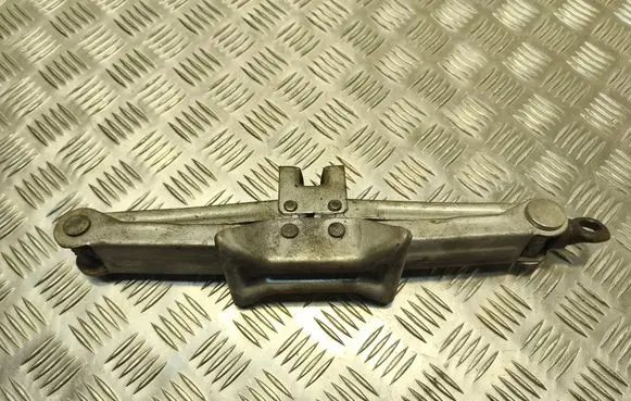 Subaru Legacy Lift Jack 