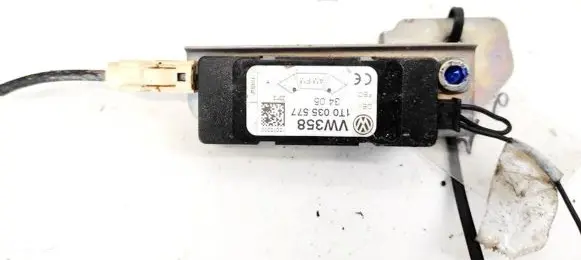 Antenna control unit