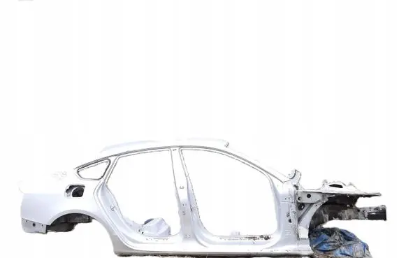 Audi A5 Sportback 8TA Side car body part 