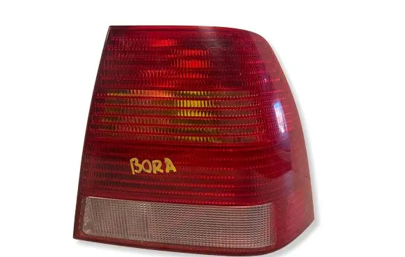 Volkswagen Bora Rear/tail lights 1J5945096AB 1J5945112AA