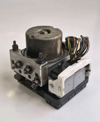 Suzuki Grand Vitara I ABS Pump 65D23X01 830939293495D 3X01D0551