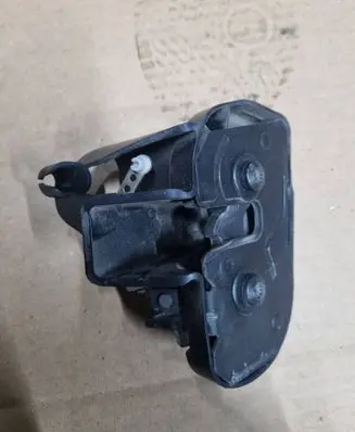 Volkswagen Multivan T5 Sliding door lock 7H0843603