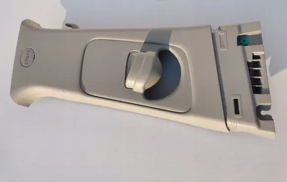 Hyundai Tucson TL Front door card panel trim
