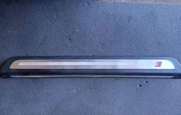 Audi Q5 SQ5 Front sill trim cover 8R0853374 8R0853374A