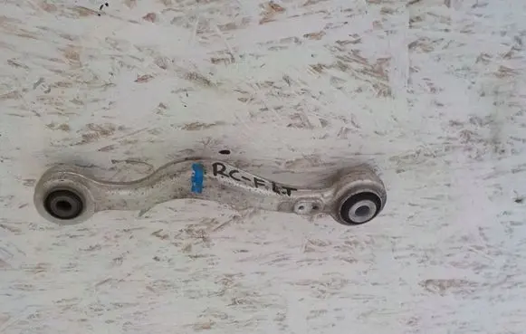 Lexus IS 220D-250-350 Rear upper control arm/wishbone 65566556