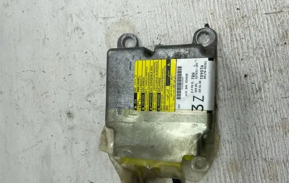 Toyota Avensis T270 Airbag control unit/module 8917005321 008301298A 227631104