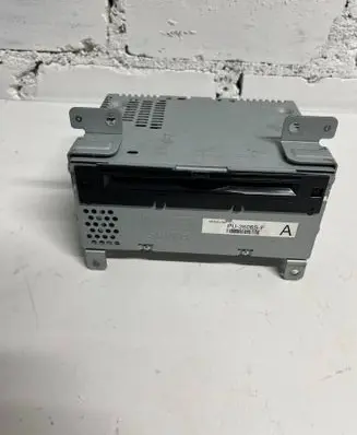 Ford Mustang VI Radio/CD/DVD/GPS head unit JR3T19C107AA JR3T19C107 0119665