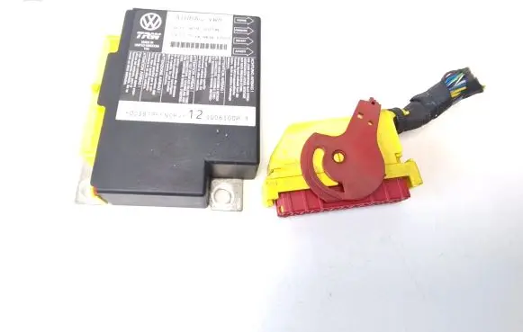 Volkswagen PASSAT B6 Airbag control unit/module 3C0909605M