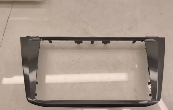 Volkswagen Tiguan Radio/GPS head unit trim 5NA858069D