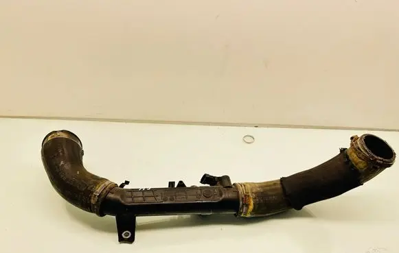 Volvo V60 Intercooler hose/pipe 31422153