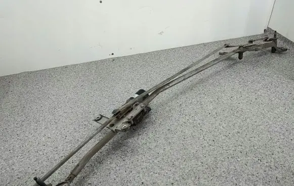 Mercedes-Benz Vito Viano W639 Front wiper linkage