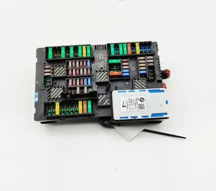 BMW XM Fuse module 5A41BD5 5A647E1
