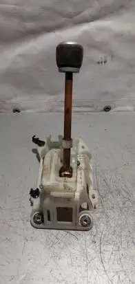 Toyota RAV 4 (XA30) Gear selector 3353042040 T911