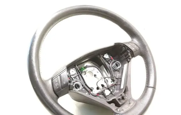 Volvo V70 Steering wheel 30769043