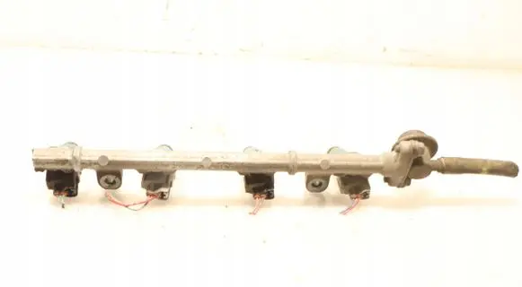 Fuel main line pipe