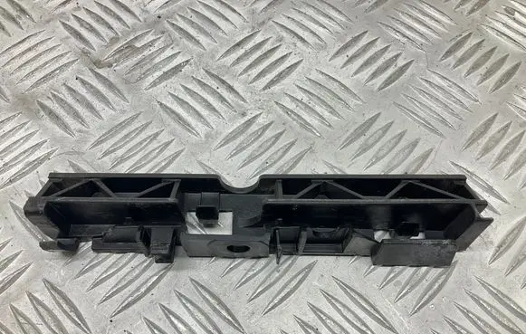 Audi A6 S6 C7 4G Front splash guards bracket 4G0853922B