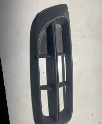 Skoda Praktik (5J8) Front bumper lower grill 5j0807368