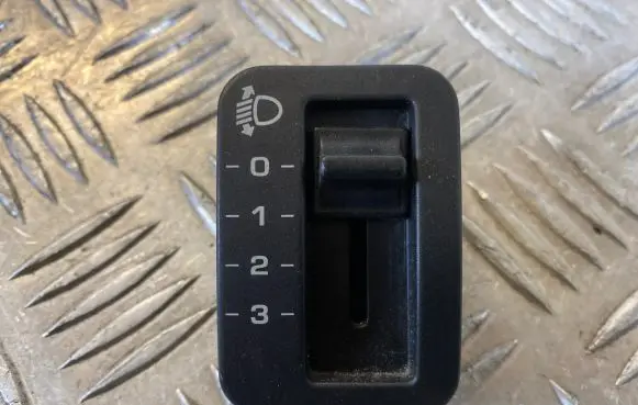 Jeep Grand Cherokee (WJ) Headlight level height control switch 56033015AD 23199