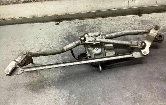 Audi A3 S3 8P Front wiper linkage and motor 8P1955023D 7020644