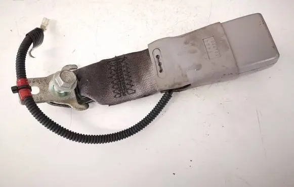Honda Insight Rear seatbelt buckle 1056783
