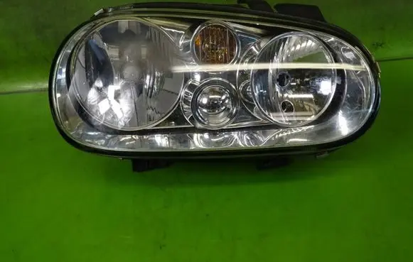 Volkswagen Golf IV Headlight/headlamp 1J1941018F