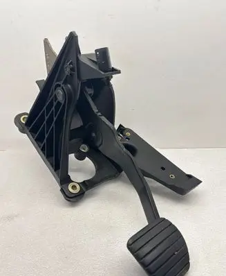 Renault Laguna II Brake pedal 8200002853