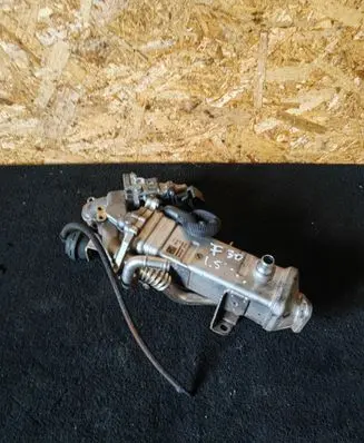 BMW 1 F20 F21 EGR valve cooler 7822349